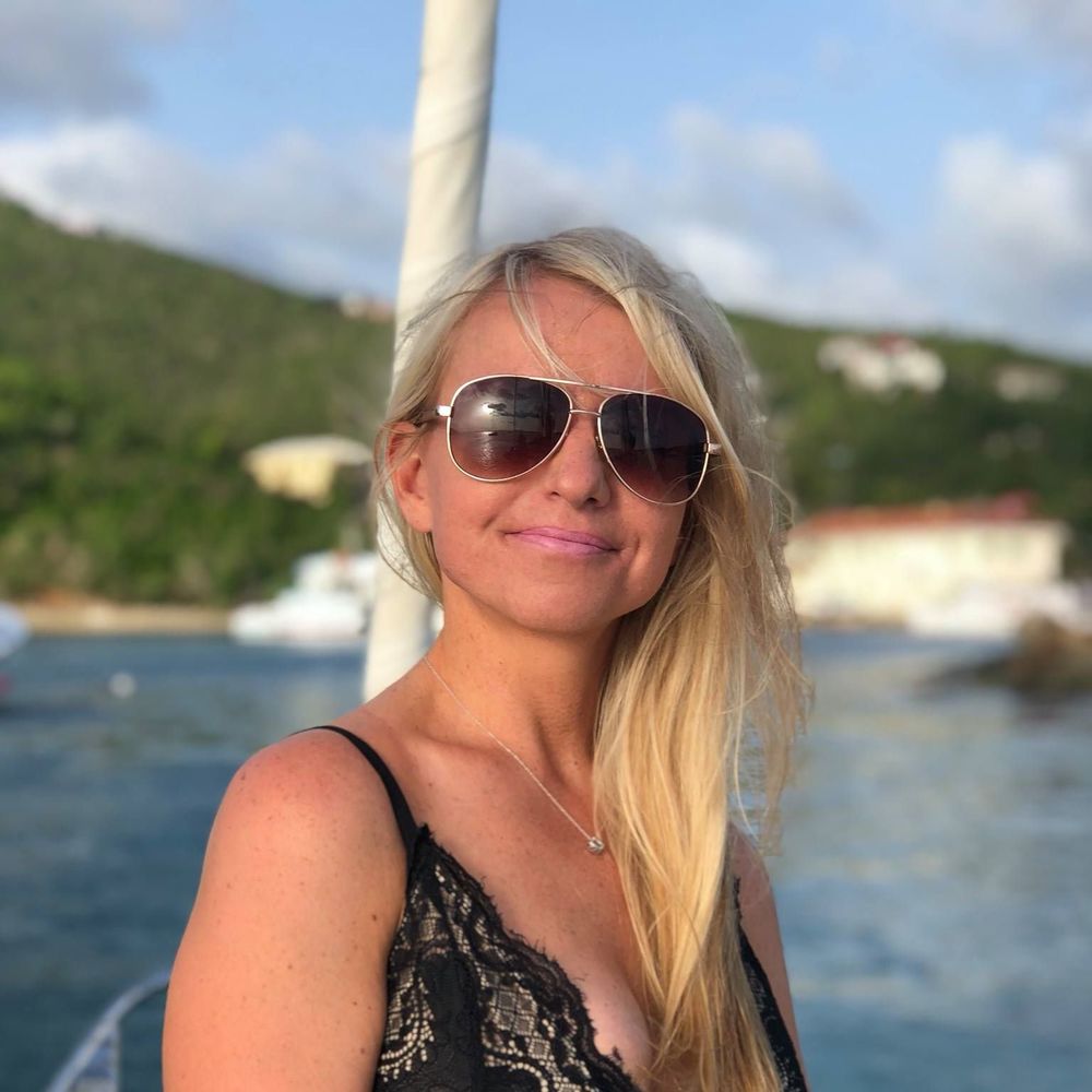 Meet your Posher, Agatha